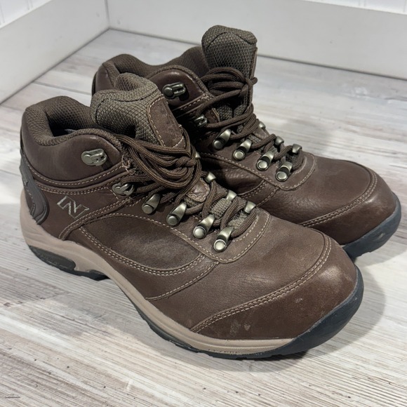 New Balance 978 Women's Size 7.5D WW978GT Gore-Tex Hiking Boots Brown Rollbar GR - Picture 1 of 8